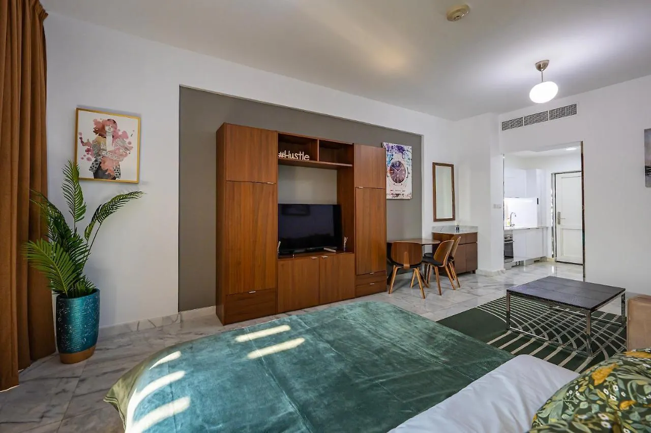 דירות Ain Dubai And Sunset View Studio איחוד האמירויות הערביות